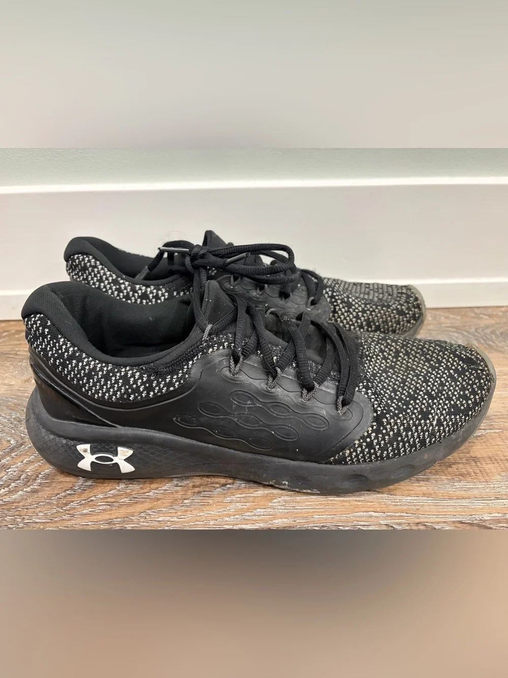 Under Armour Black Knit Running Sneakers with White Accent, Men’s Size 12